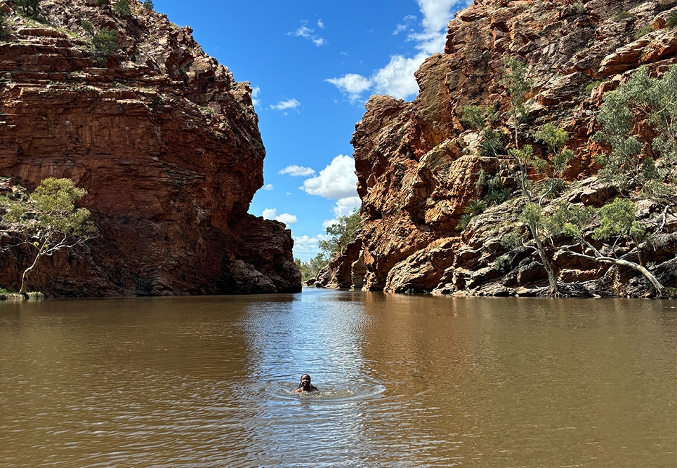 Student story: A warm welcome from Alice Springs with Elsie Butuyuyu